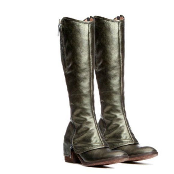 donald pliner devi boots size 9